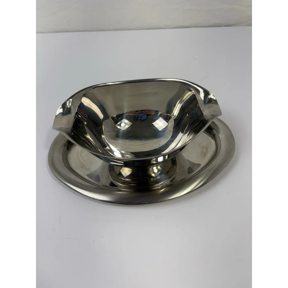Tramontina 18/10 Stainless Steel Gravy Boat With Attached Underplate Inox 18/10‎